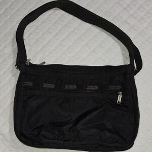 Lesportsac Black Nylon Deluxe Everyday Crossbody Bag